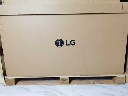 LM315WR1-SSA1 LG Ekranı 32&quot; 3840 ((RGB) × 2160, UHD 139PPI 350 cd/m2 ENDİSTRİYAL LCD Ekran