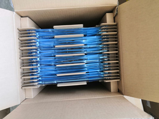 1024×768 XGA 85PPI 390cd/M2 TFT LCD ekranı